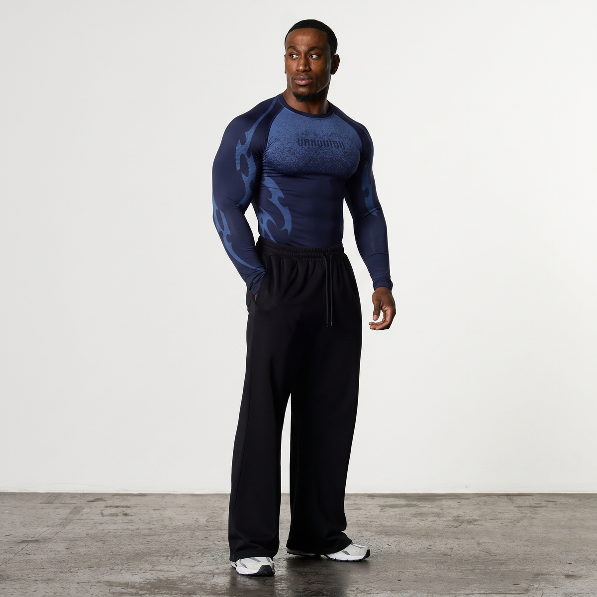 TRIBAL COMPRESSION NAVY LONG SLEEVE T SHIRT - 4