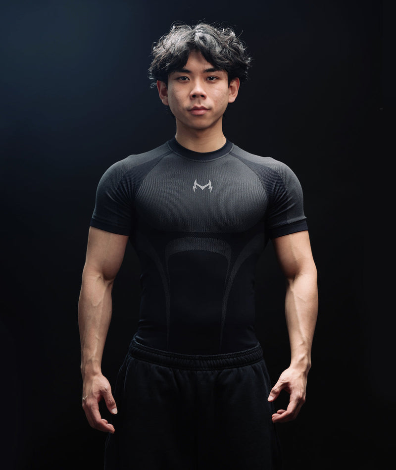 Slate Compression Tee  Short Slevees ( Black )