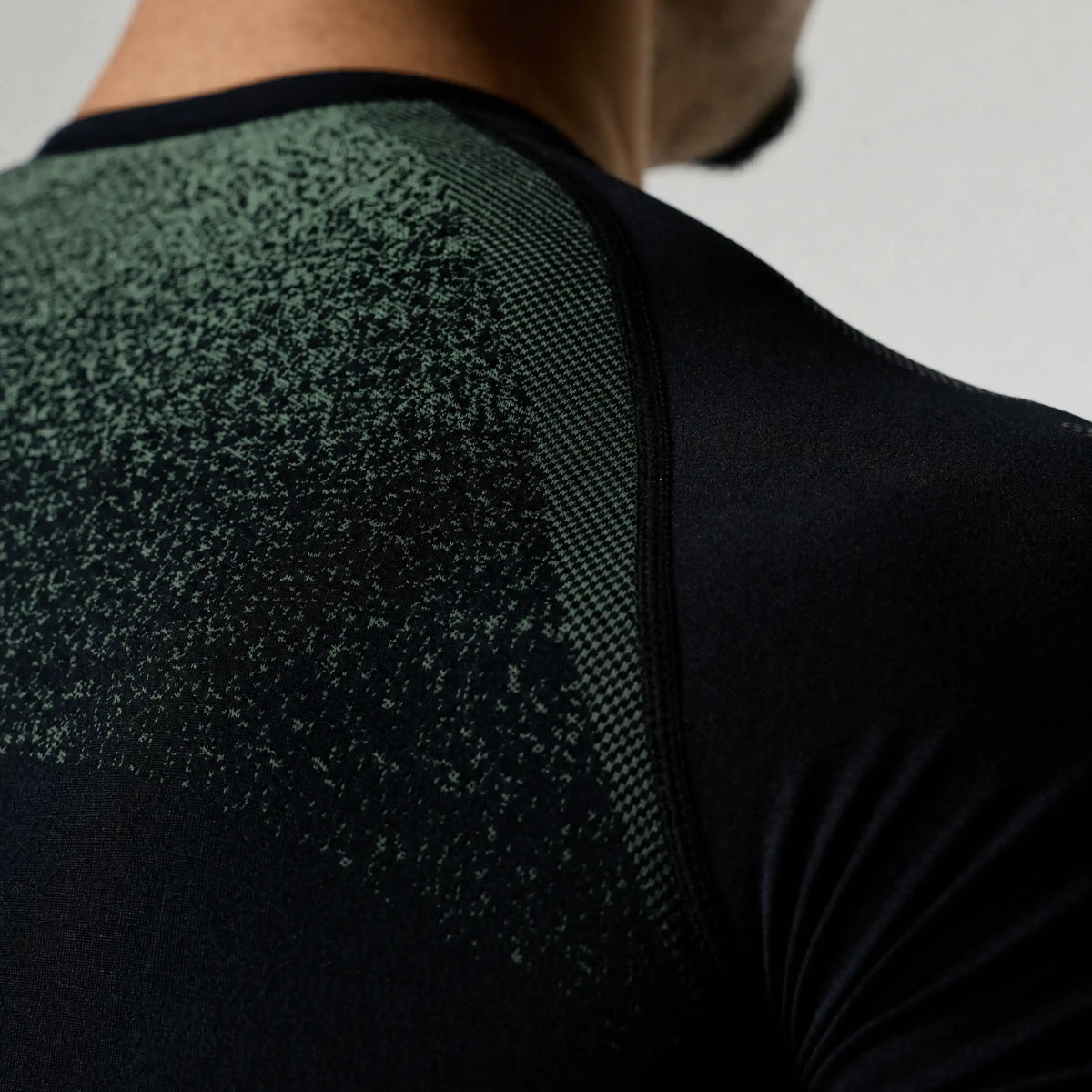 TRIBAL COMPRESSION MINT SHORT SLEEVE T SHIRT - 4